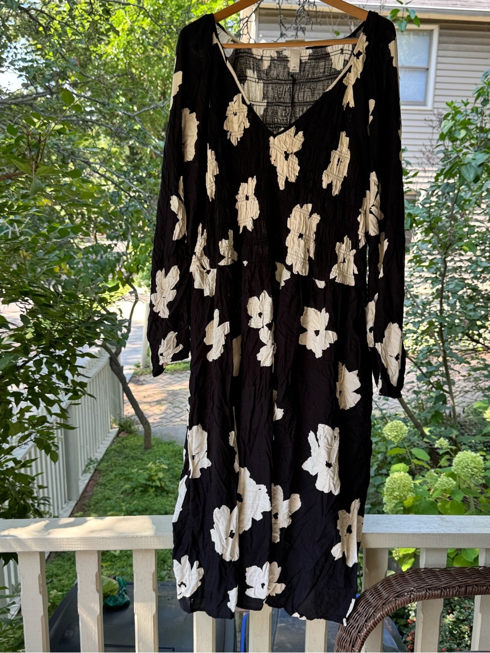 Ava & Viv Black Maxi Dress with White Floral Pattern